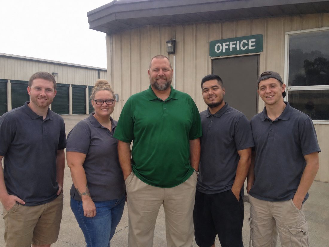 Pest control professionals in Delray Beach, FL